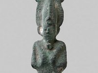 Aeg B 25  Aeg B 25, Spätzeit, Osiris, Bronze, H 10,0 cm, B 2,6 cm, T 1,1 cm : Bestandskatalog Ägypten, Museumsfoto: Claus Cordes